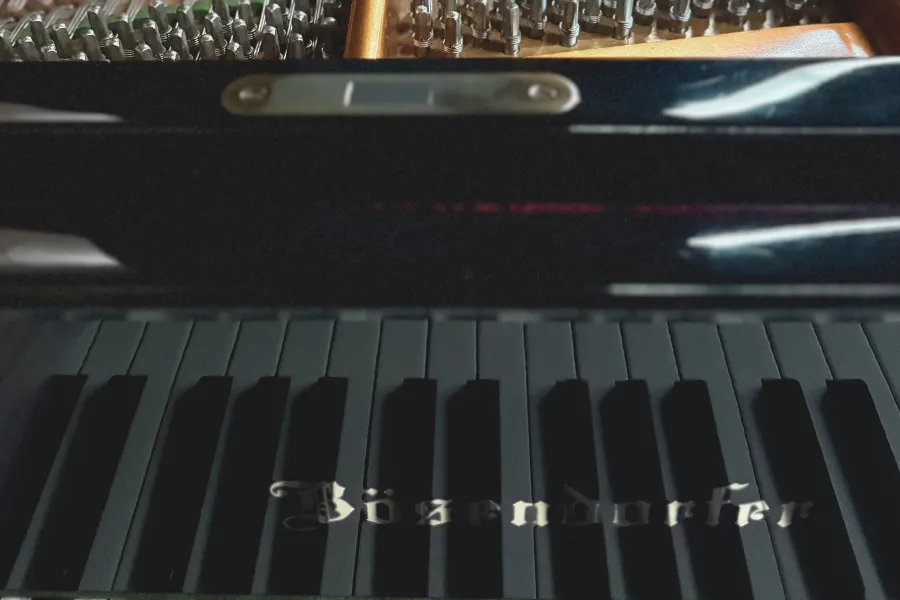 鋼琴鏡面拋光效果展示