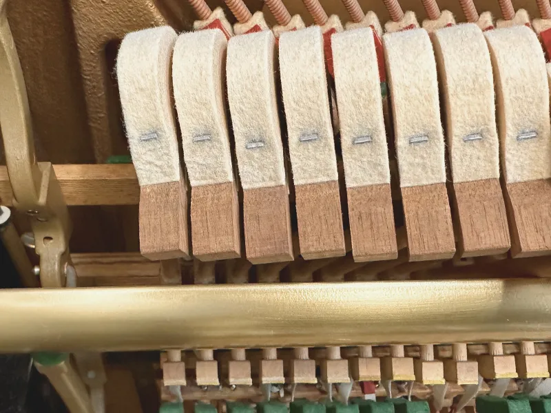 The Pro Piano 整修工作室專業環境